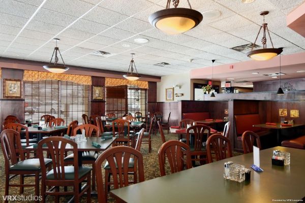 Ramada Inn. (Brainerd)